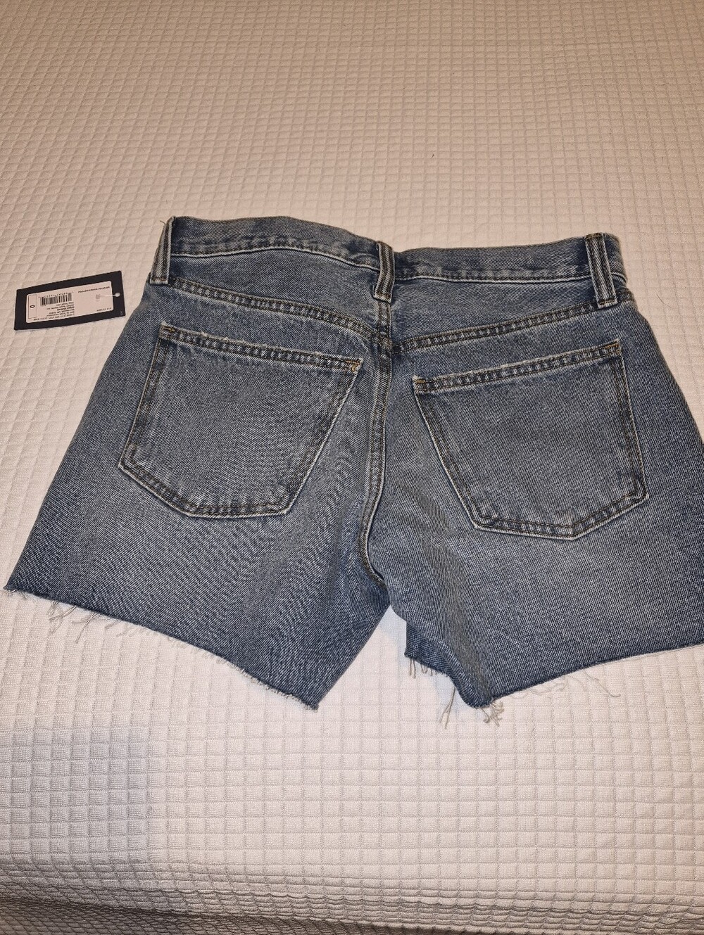 Universal Thread Light Blue High-Rise Raw Hem Denim Shorts - Picture 3 of 4